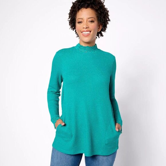 LOGO By Lori Goldstein Waffle Top Size Medium Pockets NWOT - Picture 1 of 12